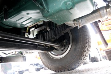�ൺ��� ��V 220���� 6X2 5.2����ж��ͼƬ