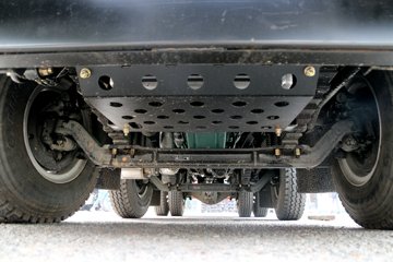 �ൺ��� ��V 220���� 6X2 5.2����ж��ͼƬ