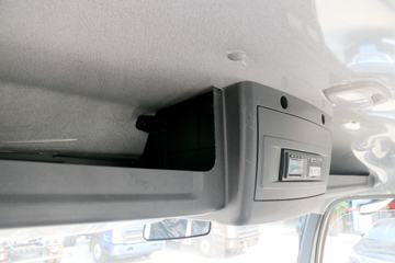 �й�����HOWO G5X�п� 220���� 4X2 5.2���Ű������ػ���ͼƬ