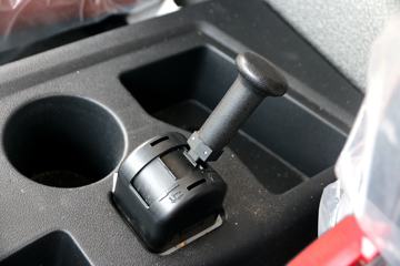 �й�����HOWO G5X�п� 220���� 4X2 5.2���Ű������ػ���ͼƬ
