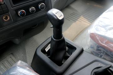 �й�����HOWO G5X�п� 220���� 4X2 5.2���Ű������ػ���ͼƬ
