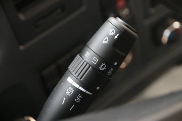 �й�����HOWO G5X�п� 220���� 4X2 5.2���Ű������ػ���ͼƬ