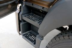 中国重汽HOWO G5X中卡 220马力 4X2 5.2米排半栏板载货车(ZZ1187K421DF1)