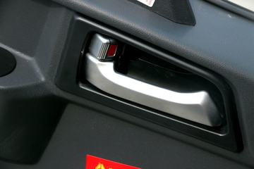 �й�����HOWO G5X�п� 220���� 4X2 5.2���Ű������ػ���ͼƬ