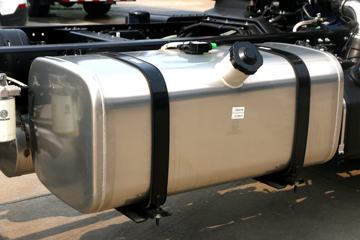 �й�����HOWO G5X�п� 220���� 4X2 5.2���Ű������ػ���ͼƬ