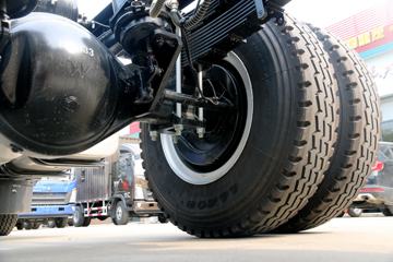 �й�����HOWO G5X�п� 220���� 4X2 5.2���Ű������ػ���ͼƬ