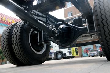 �й�����HOWO G5X�п� 220���� 4X2 5.2���Ű������ػ���ͼƬ