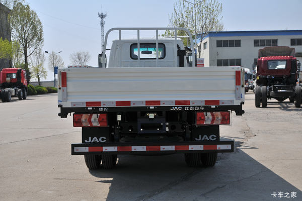 �ն�����Ϊ�������Ͽͻ����������岿�ֳ���ֱ��5000Ԫ��