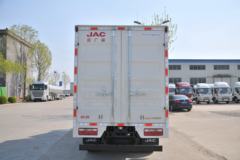 江淮 帅铃Q3 130马力 4.13米单排厢式轻卡(国六)(HFC5041XXYP73K1C7S)