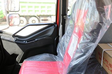 һ����� J6L�п� �ʻݰ� 260���� 6X2 6.8�������ػ���(����)(CA1250P62K1L5T3E6)ͼƬ