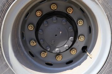 һ����� J6L�п� �ʻݰ� 260���� 6X2 6.8�������ػ���(����)(CA1250P62K1L5T3E6)ͼƬ