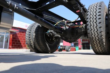 һ����� J6L�п� �ʻݰ� 260���� 6X2 6.8�������ػ���(����)(CA1250P62K1L5T3E6)ͼƬ