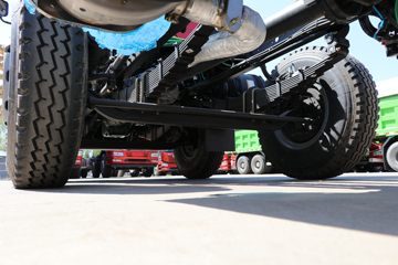 һ����� J6L�п� �ʻݰ� 260���� 6X2 6.8�������ػ���(����)(CA1250P62K1L5T3E6)ͼƬ