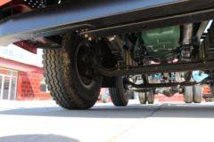 一汽解放 J6L中卡 质惠版 260马力 6X2 6.8米栏板载货车(国六)(CA1250P62K1L5T3E6)