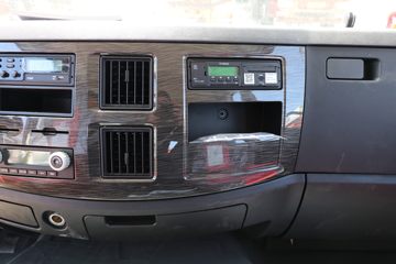 һ����� J6L�ؿ� �ʻݰ� 260���� 6X2 7.2����ʽ�ػ���(����)(CA5250XXYP62K1L5T3E6)ͼƬ