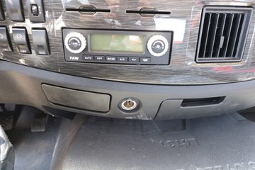 һ����� J6L�ؿ� �ʻݰ� 260���� 6X2 7.2����ʽ�ػ���(����)(CA5250XXYP62K1L5T3E6)ͼƬ