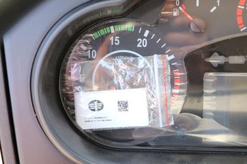 һ����� J6L�ؿ� �ʻݰ� 260���� 6X2 7.2����ʽ�ػ���(����)(CA5250XXYP62K1L5T3E6)ͼƬ