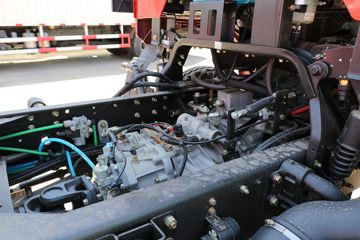 һ����� J6L�ؿ� �ʻݰ� 260���� 6X2 7.2����ʽ�ػ���(����)(CA5250XXYP62K1L5T3E6)ͼƬ