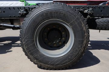 һ����� J6L�ؿ� �ʻݰ� 260���� 6X2 7.2����ʽ�ػ���(����)(CA5250XXYP62K1L5T3E6)ͼƬ