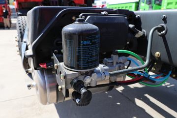 һ����� J6L�ؿ� �ʻݰ� 260���� 6X2 7.2����ʽ�ػ���(����)(CA5250XXYP62K1L5T3E6)ͼƬ