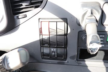 һ����� ��J6P�ؿ� 320���� 6X2 9.4�������ػ���(����)(CA1250P66K1L6T3E6)ͼƬ