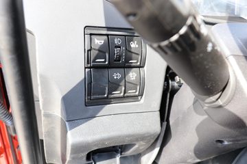 һ����� ��J6P�ؿ� 320���� 6X2 9.4�������ػ���(����)(CA1250P66K1L6T3E6)ͼƬ