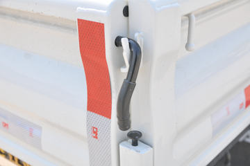 ���� ����X5 1.6L 120���� ���� 3.5�׵�������΢��(����)(HFC1030PV4E6B4S)ͼƬ