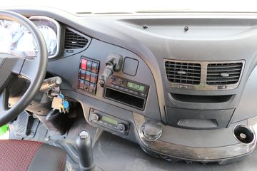 һ����� ��J6P�ؿ� 420���� 6X4 5.8����ж��(����)ͼƬ