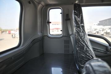 ���� ˧��Q8 168���� 4X2 6���Ű������ػ���(HFC1160P91K1D3V)ͼƬ