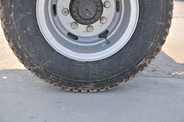 ���� ˧��Q8 168���� 4X2 6���Ű������ػ���ͼƬ