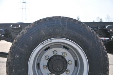 ���� ˧��Q8 168���� 4X2 6���Ű������ػ���ͼƬ