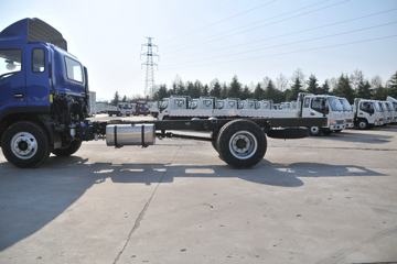 ���� ˧��Q8 168���� 4X2 6���Ű������ػ���ͼƬ