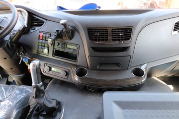 һ����� ��J6P�ؿ� �ʻݰ�2.0 420���� 6X4Σ��Ʒǣ����(����)(CA4250P66K25T1E6Z)ͼƬ