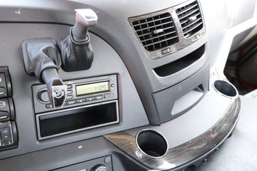 һ����� ��J6P�ؿ� �ʻݰ�2.0 420���� 6X4Σ��Ʒǣ����(����)(CA4250P66K25T1E6Z)ͼƬ