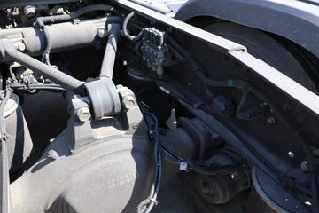 һ����� ��J6P�ؿ� �ʻݰ�2.0 420���� 6X4Σ��Ʒǣ����(����)(CA4250P66K25T1E6Z)ͼƬ