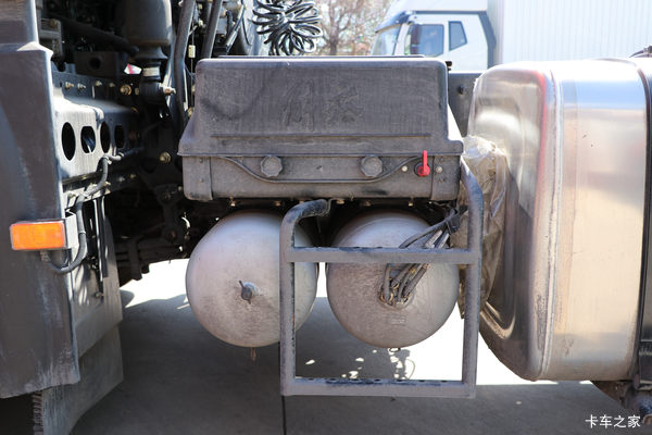 ���J6Pǣ�����人�л��ȴ����� �����ߴ�0.3��