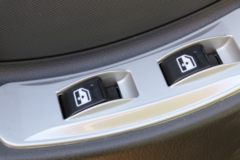 凯马 锐航X1 高配版 1.5L 113马力 汽油 2.92米双排栏板微卡(国六)(KMC1031Q318S6)