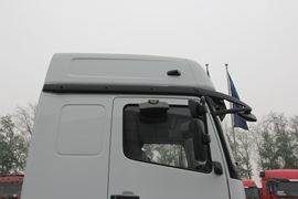 奔驰Axor&nbsp;载货车外观                                                图片