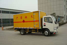 东风股份底盘&nbsp;爆破器材运输车外观图片