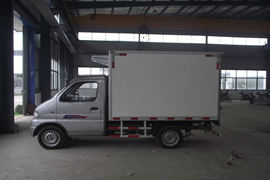 东风股份底盘&nbsp;冷藏车外观图片