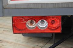 福田 欧马可1系 131马力 4.165米单排厢式轻卡