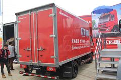 福田 欧马可1系 131马力 4.165米单排厢式轻卡