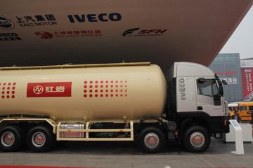 杰狮&nbsp;粉粒物料运输车外观图片