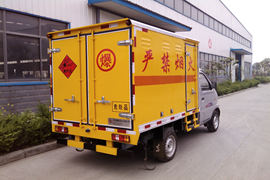 东风股份底盘&nbsp;爆破器材运输车外观图片