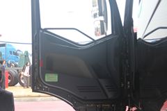 一汽解放 J6P重卡 420马力 6X4牵引车(高端)(CA4250P66K24T1E4)