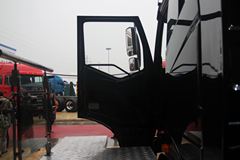 一汽解放 J6P重卡 420马力 6X4牵引车(高端)(CA4250P66K24T1E4)