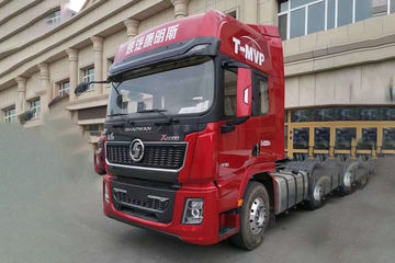 陕汽康明斯 德龙X5000 轻量化版 440马力 6X4牵引车(16挡)(SX4250XC4Q)
