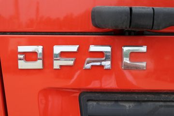 ���� ������D9 197���� 4X2 6.8�������ػ���(����)ͼƬ