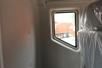 ���� ������D9 197���� 4X2 6.8�������ػ���(����)ͼƬ