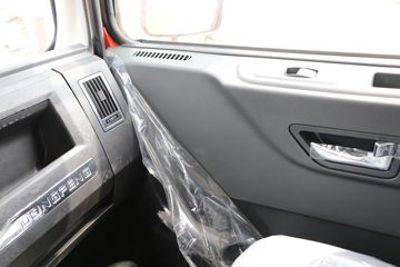 ���� ������D9 197���� 4X2 6.8�������ػ���(����)ͼƬ